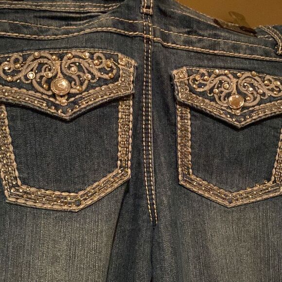 Earl Capris Size 4 Bling Pockets Cuffed Bottom Leg - Picture 7 of 12